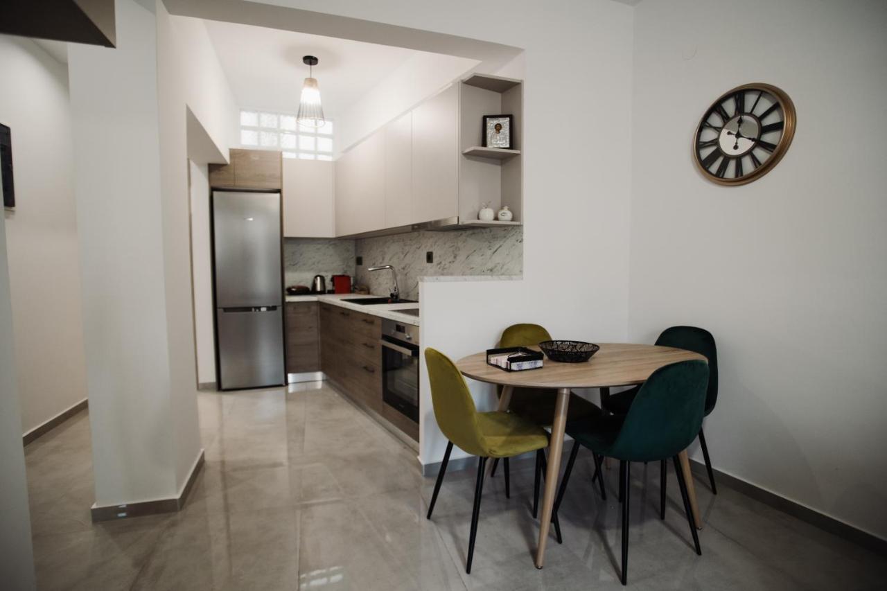 Olympia Apartments Heraklion Center Esterno foto