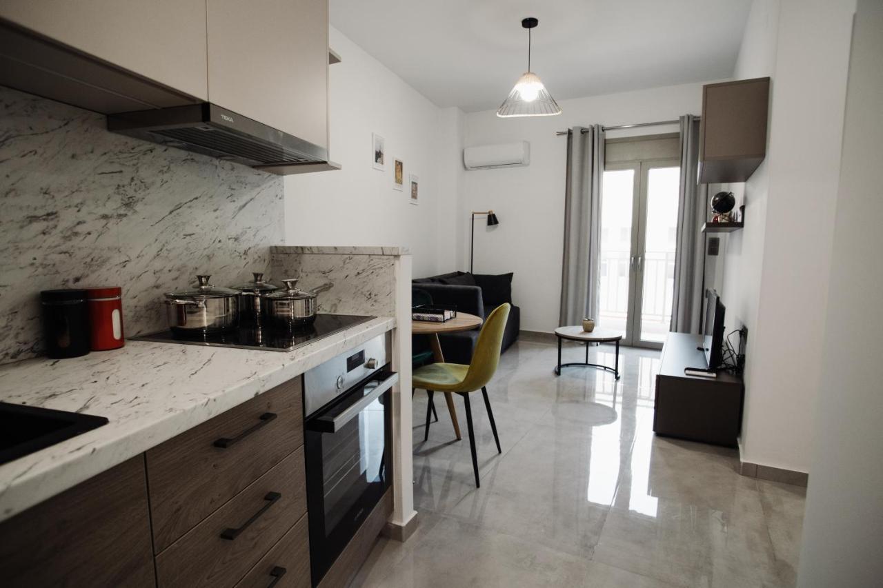 Olympia Apartments Heraklion Center Esterno foto